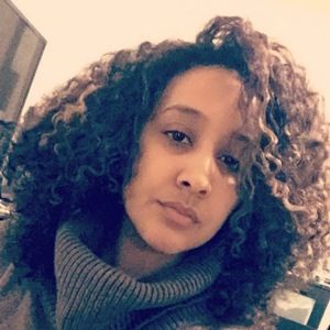 Meet your Posher, Angela